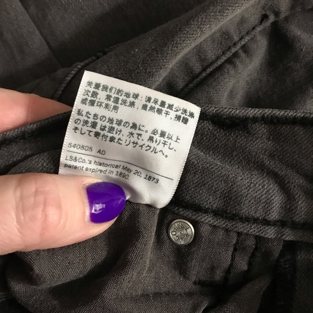 Levi’s Mid Rise Skinny jeans - Picture 5 of 5